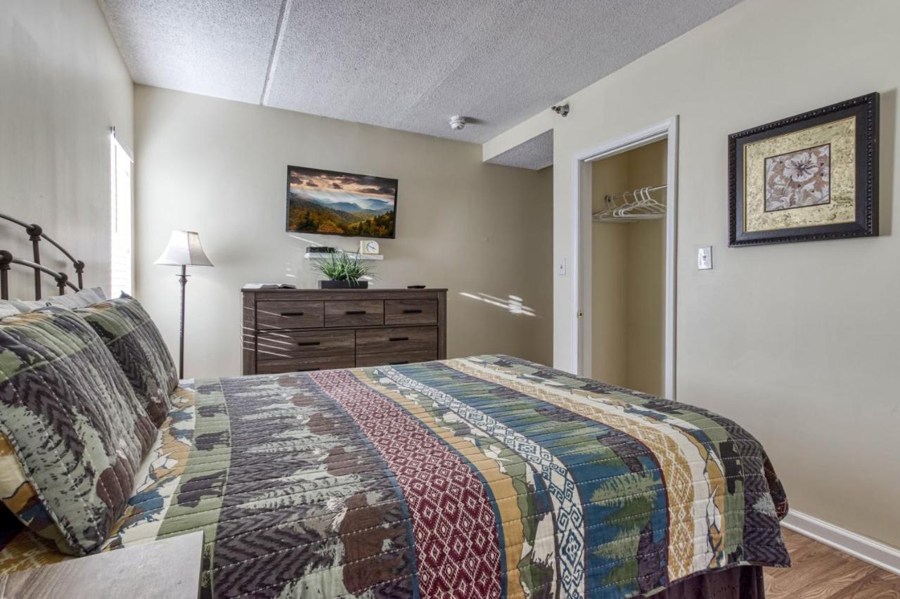 Gatlinburg Towers Condo Unit 501 - Great Location! Close To Town! Condo エクステリア 写真